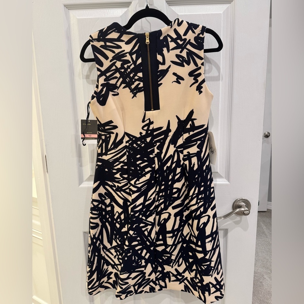 Taylor Navy and Cream Patterned Mini Dress - Picture 4 of 11